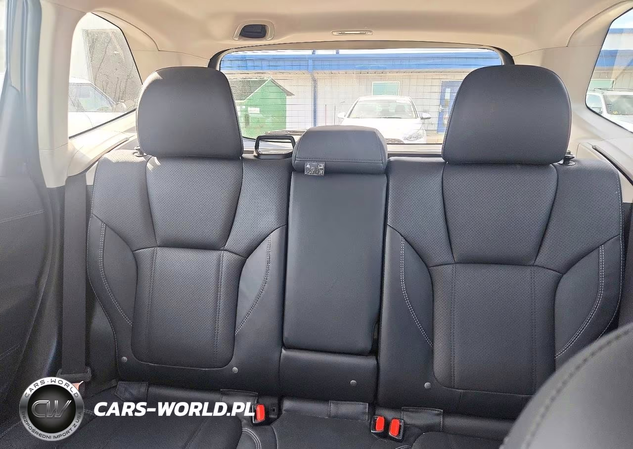 2021 Subaru Forester Touring VIN:JF2SKAXC1MH593191 - 10