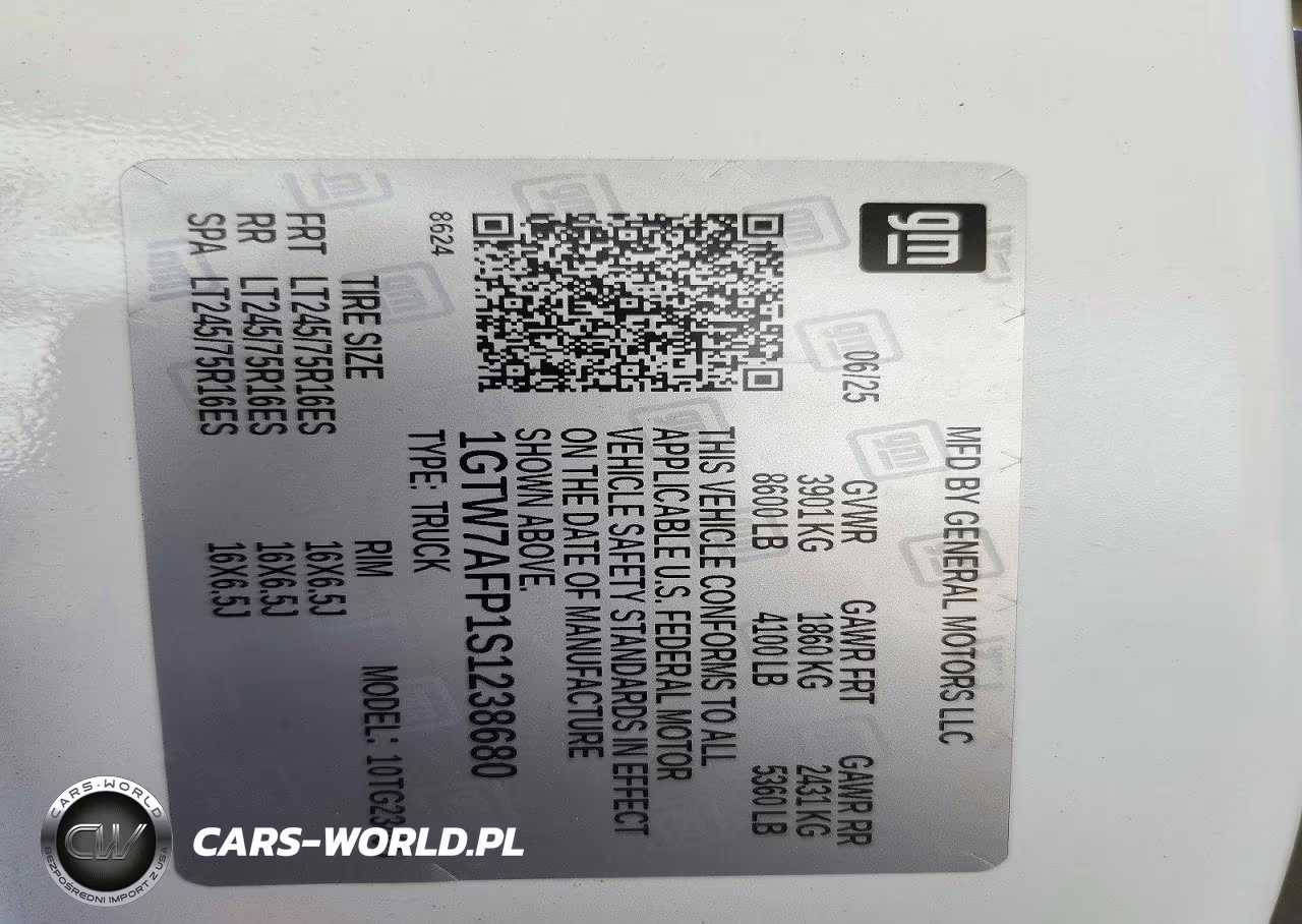 2025 GMC Savana G2500 VIN:1GTW7AFP1S1238680 - 14