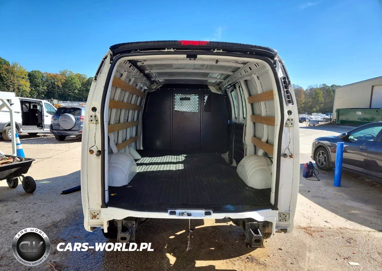 2025 GMC Savana G2500 VIN:1GTW7AFP1S1238680 - 6