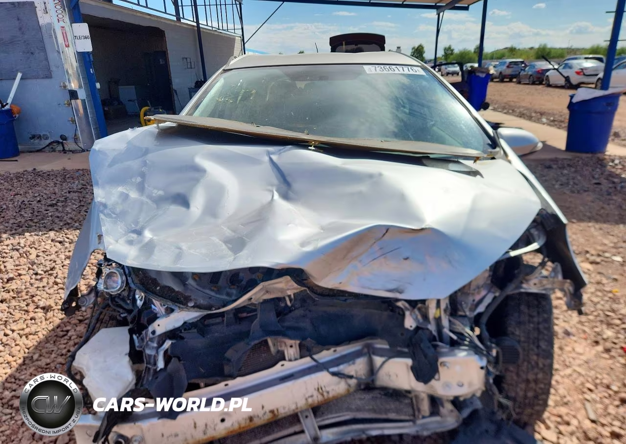 2013 Toyota Prius C VIN:JTDKDTB3XD1048773 - 5