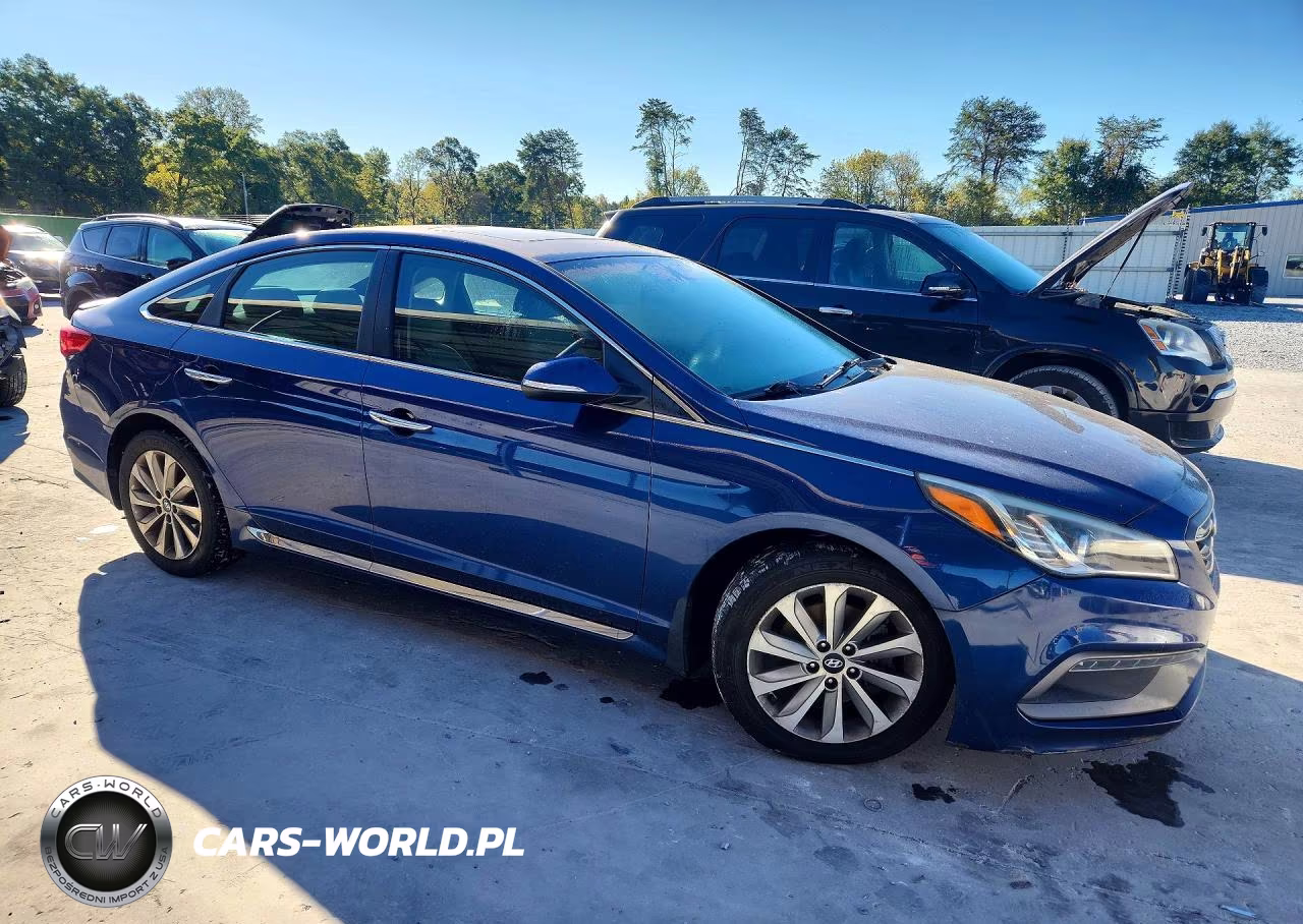 2017 Hyundai Sonata Sport VIN:5NPE34AF2HH573035 - 4