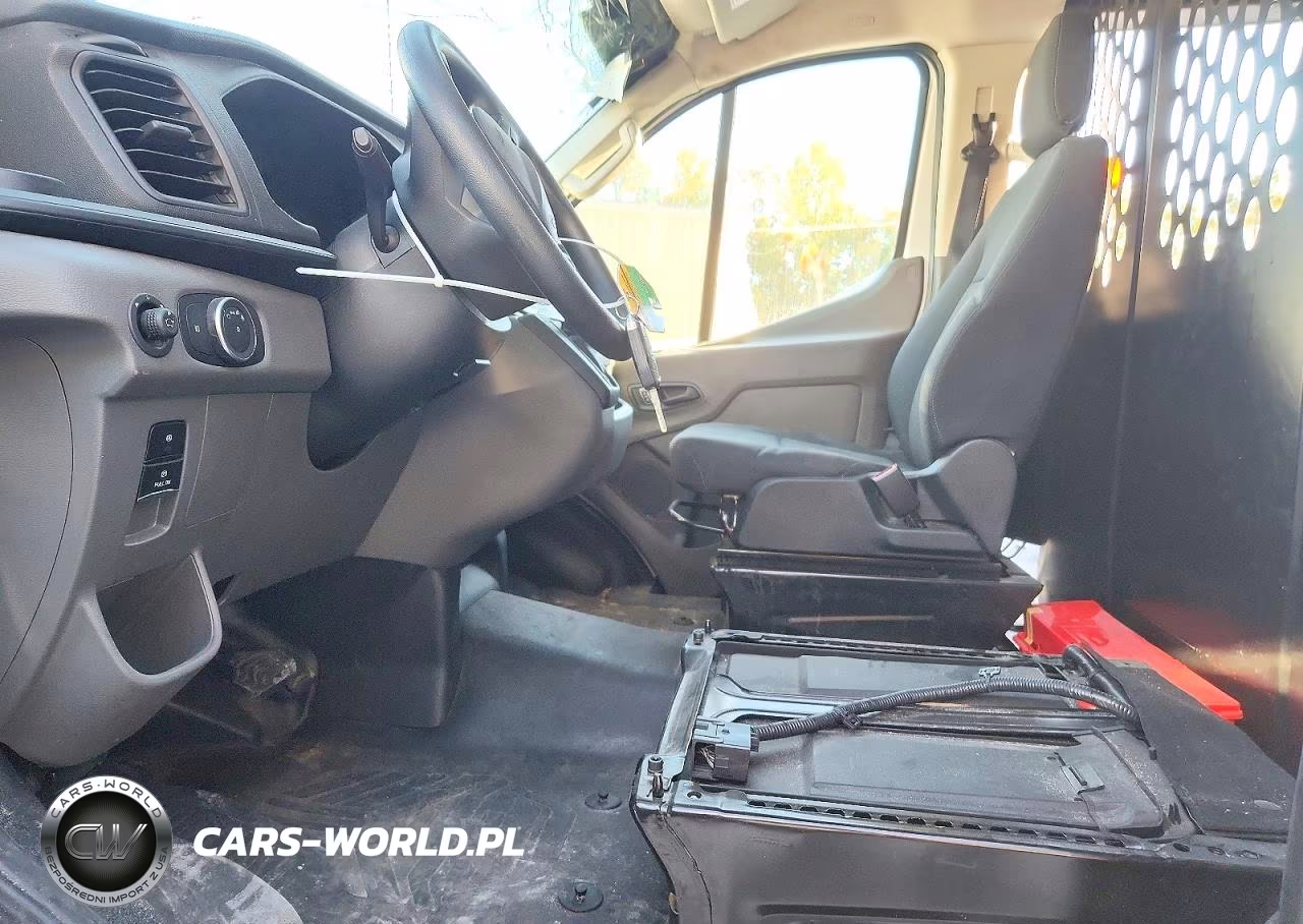 2025 Ford Transit T-250 VIN:1FTBR1Y86SKA71774 - 7