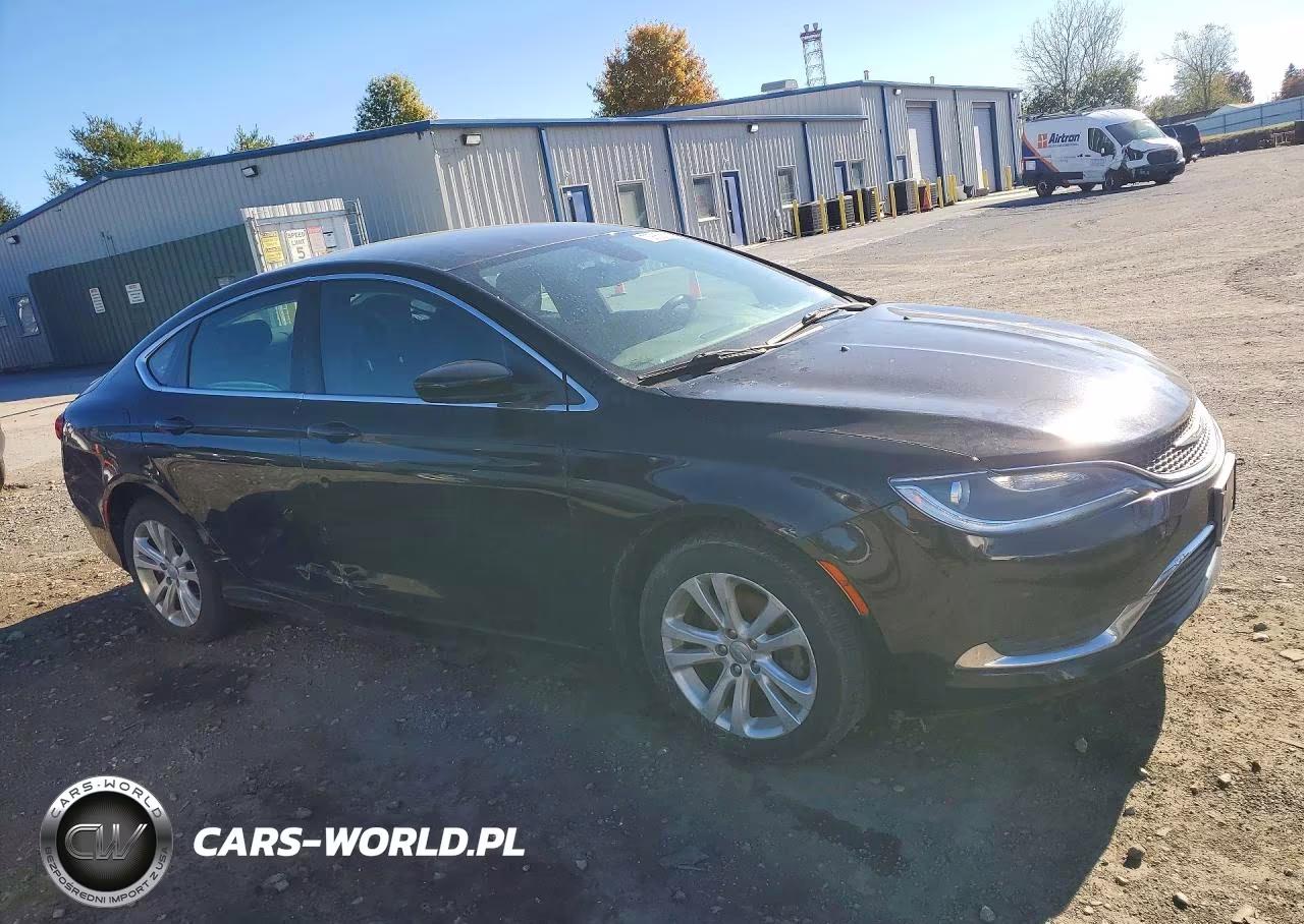 2016 Chrysler 200 Limited VIN:1C3CCCABXGN127684 - 4