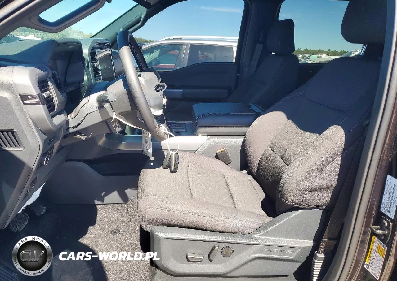 2025 Ford F150 Xlt VIN:1FTFW3L53SKE99756 - 7
