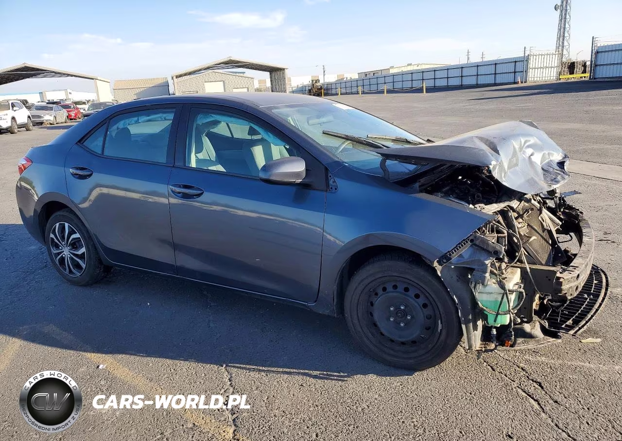 2014 Toyota Corolla Le VIN:5YFBURHE8EP073261 - 4