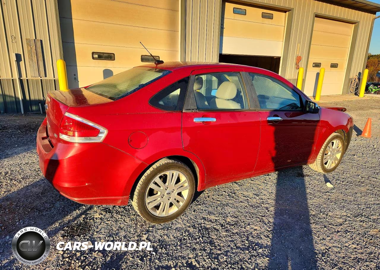 2010 Ford Focus Sel VIN:1FAHP3HN6AW120440 - 3