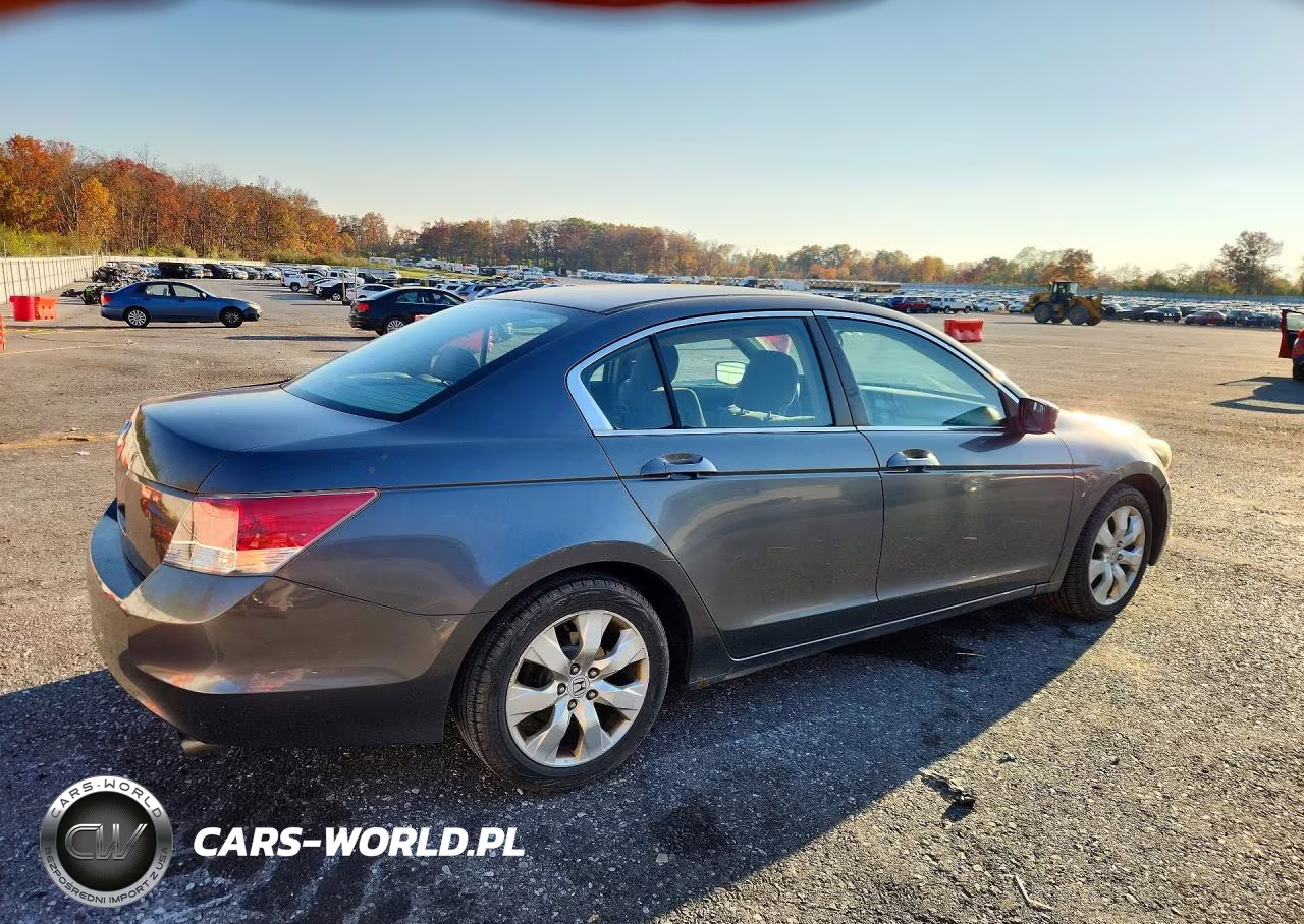 2008 Honda Accord VIN:1HGCP26728A023053 - 3