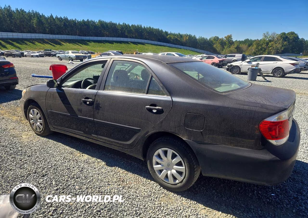 2005 Toyota Camry Le VIN:4T1BE32K85U062400 - 2