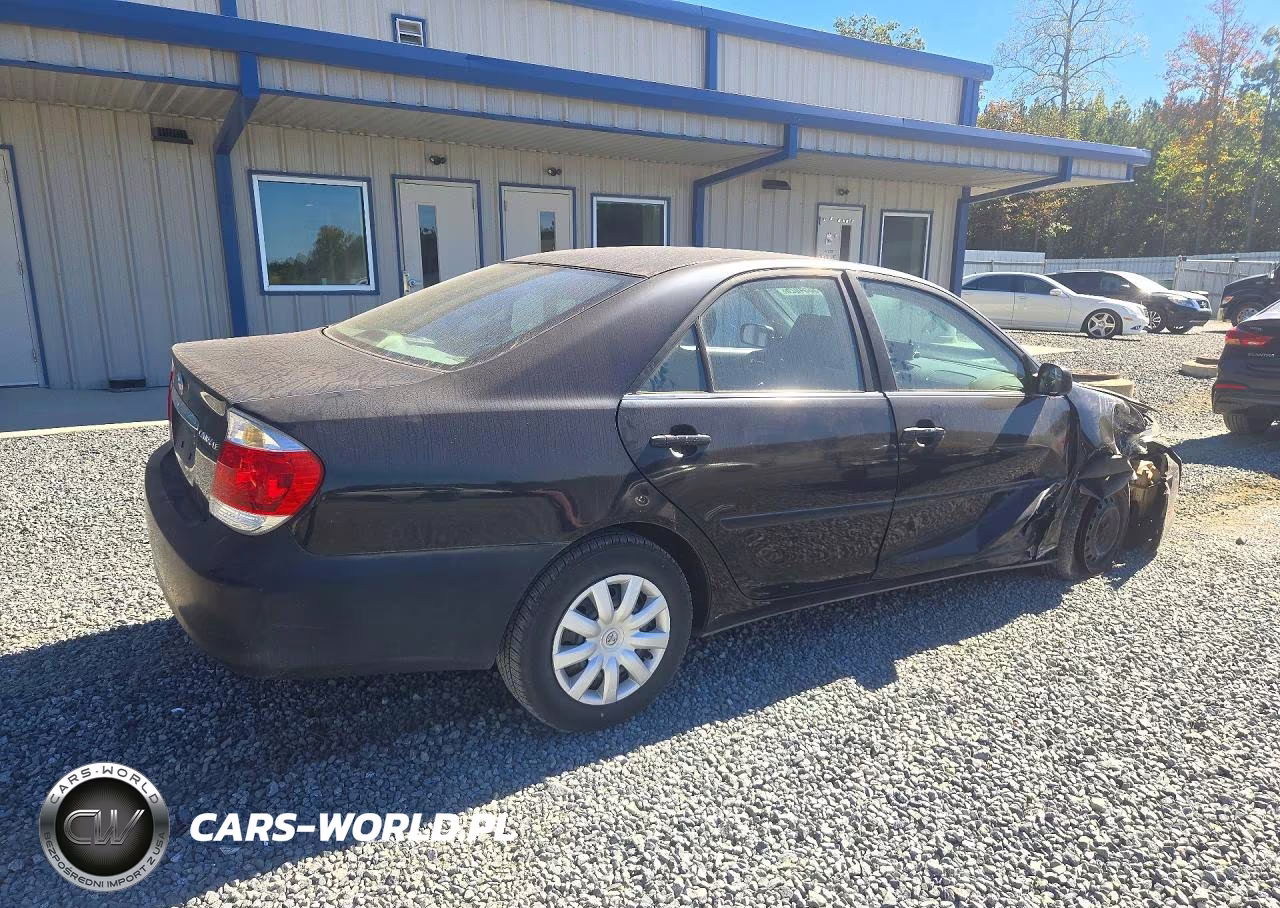 2005 Toyota Camry Le VIN:4T1BE32K85U062400 - 3