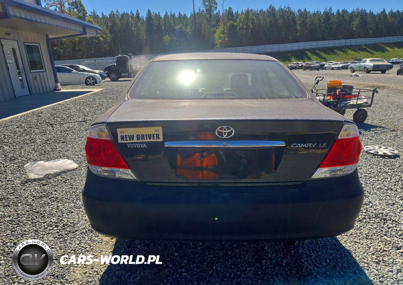2005 Toyota Camry Le VIN:4T1BE32K85U062400 - 6
