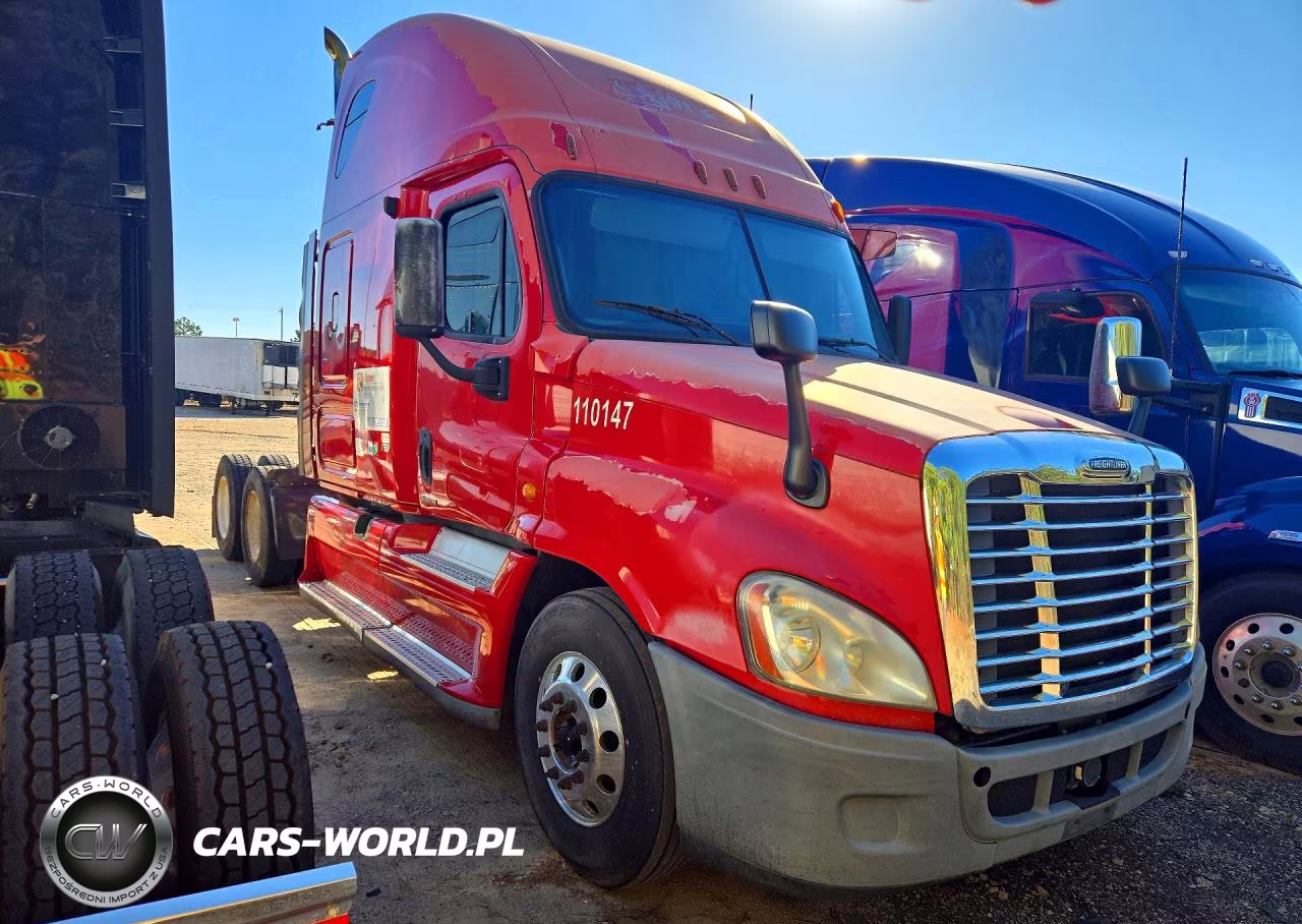 2011 Freightliner Cascadia Semi Truck VIN:1FUJGLDR6BSAT0147 - 4