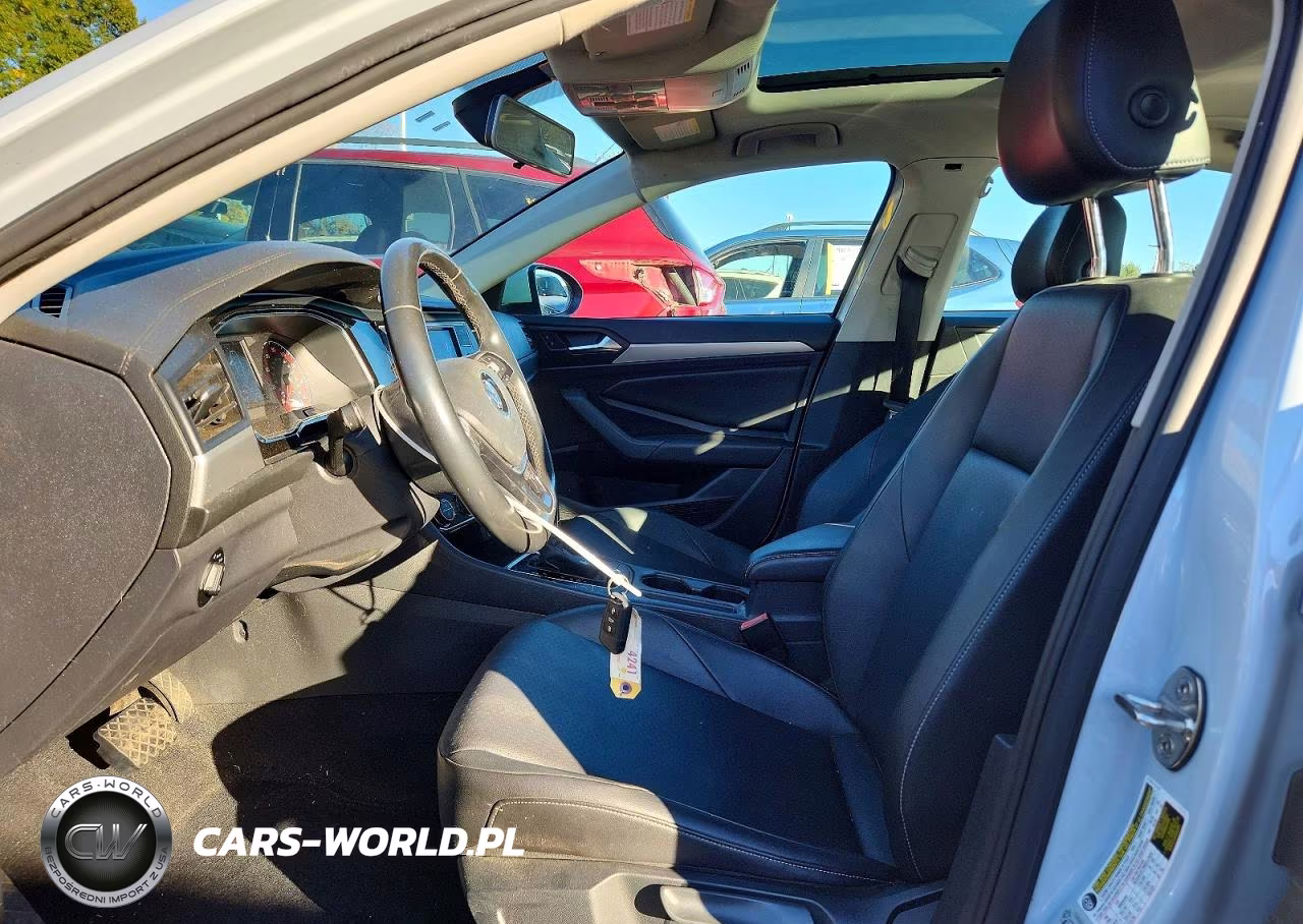 2019 Volkswagen Jetta S VIN:3VWC57BU2KM007617 - 7