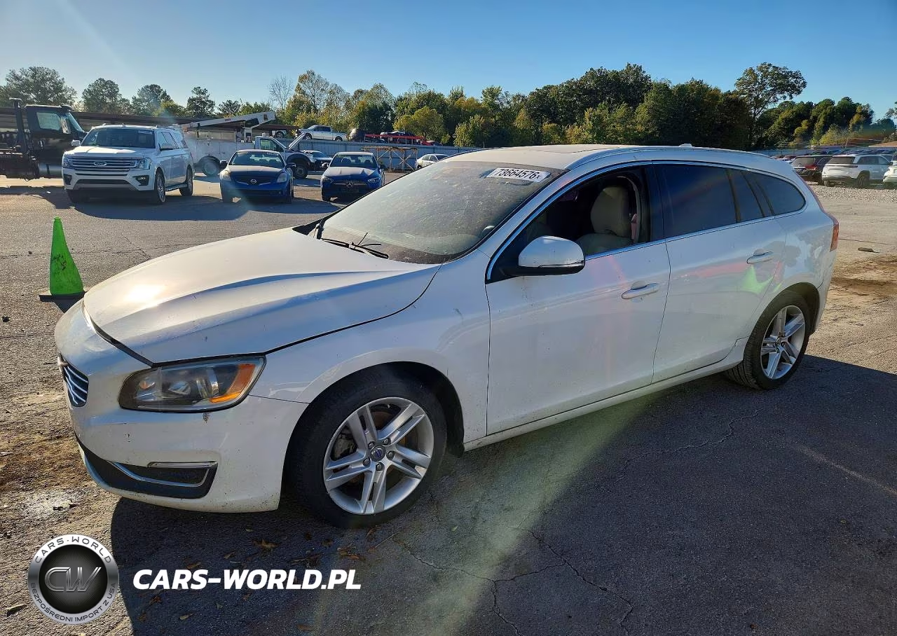 2015 Volvo V60 Platinum