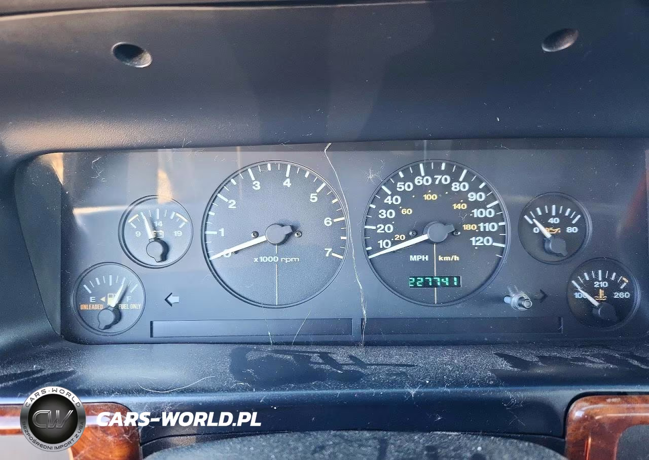1998 Jeep Grand Cherokee Laredo VIN:1J4GZ58Y2WC165707 - 9