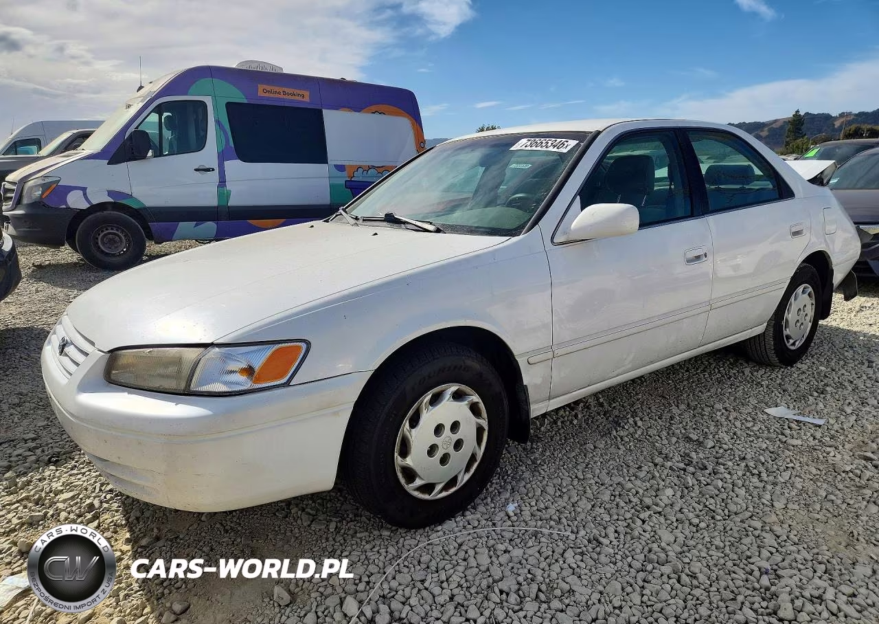 1999 Toyota Camry Le
