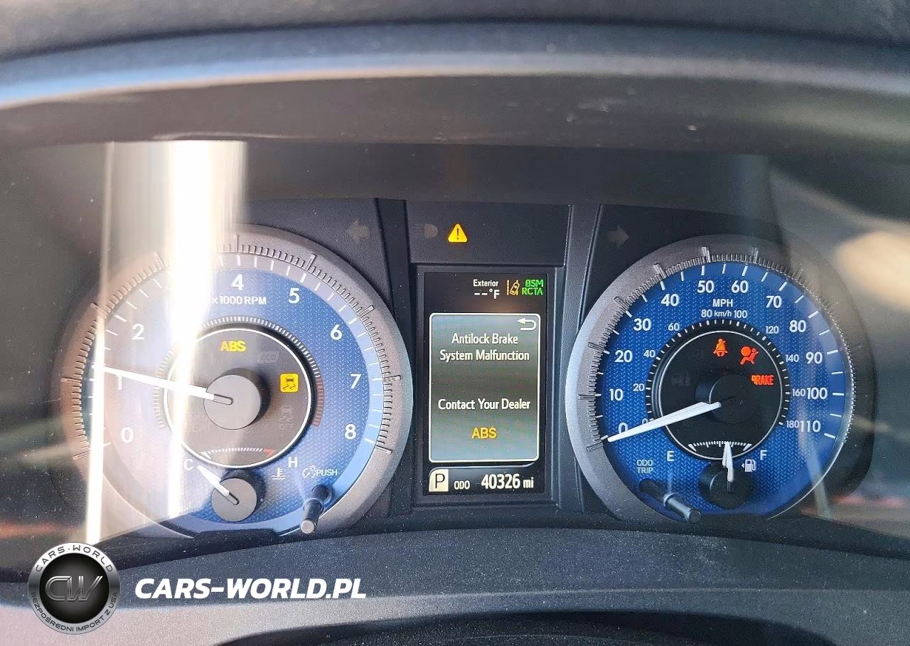 2020 Toyota Sienna Xle 7-Passenger VIN:5TDDZ3DC7LS242105 - 9