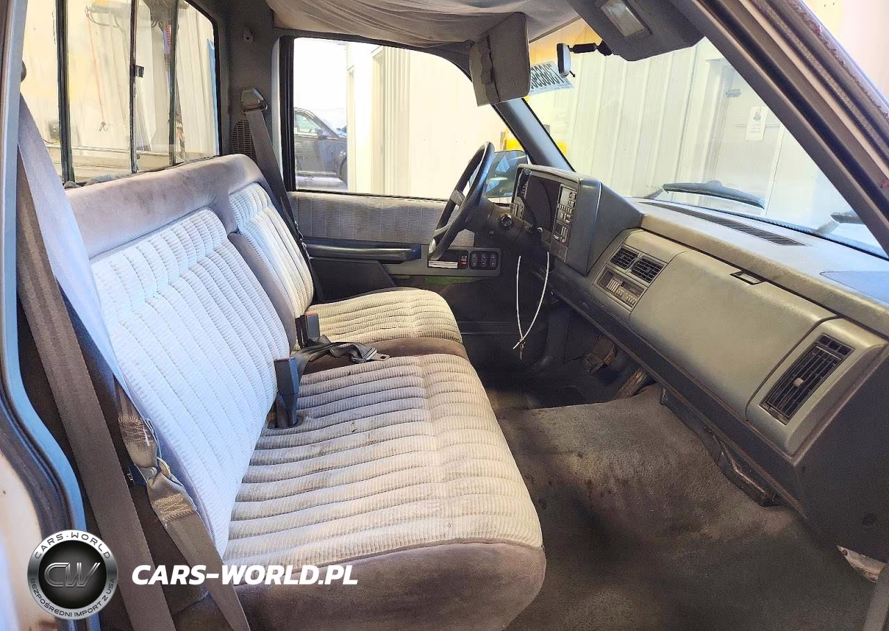 1990 Chevrolet Gmt-400 C1500 VIN:2GCEC14K6L1136429 - 10