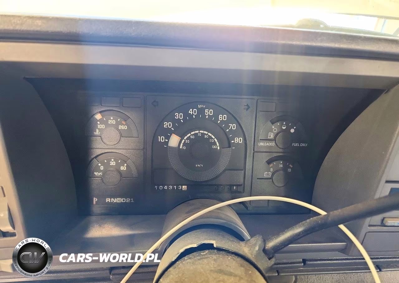 1990 Chevrolet Gmt-400 C1500 VIN:2GCEC14K6L1136429 - 9