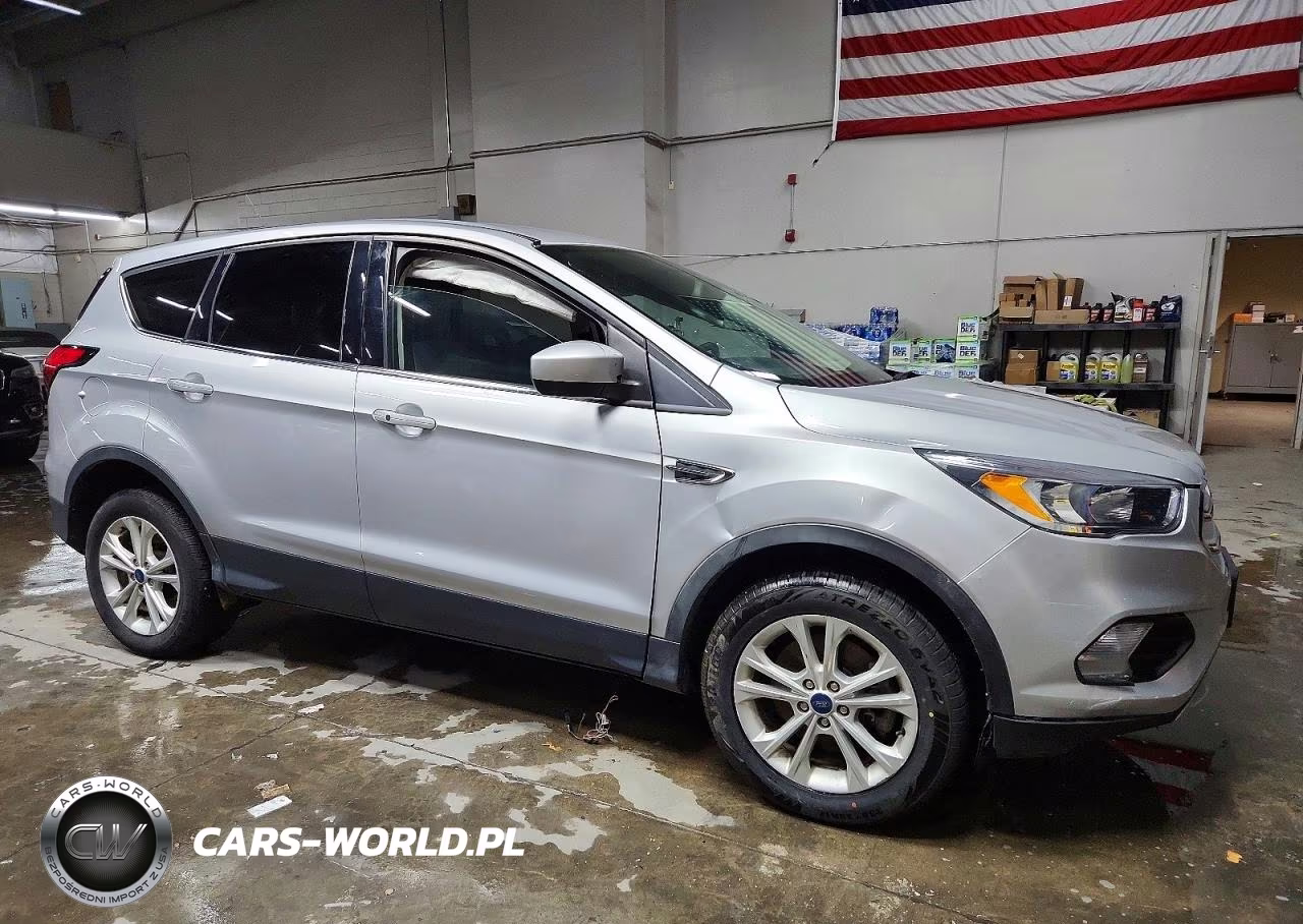 2019 Ford Escape Se VIN:1FMCU9GD7KUA78071 - 4