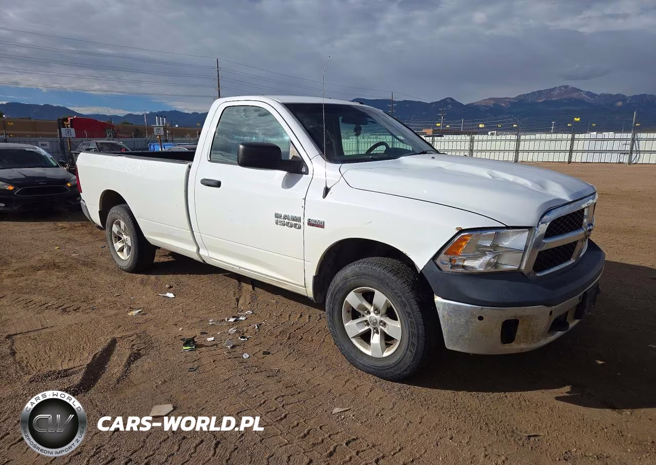 2015 Ram 1500 VIN:3C6JR7DT1FG647638 - 4