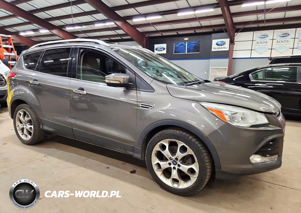 2014 Ford Escape Titanium VIN:1FMCU9J98EUA18194 - 4