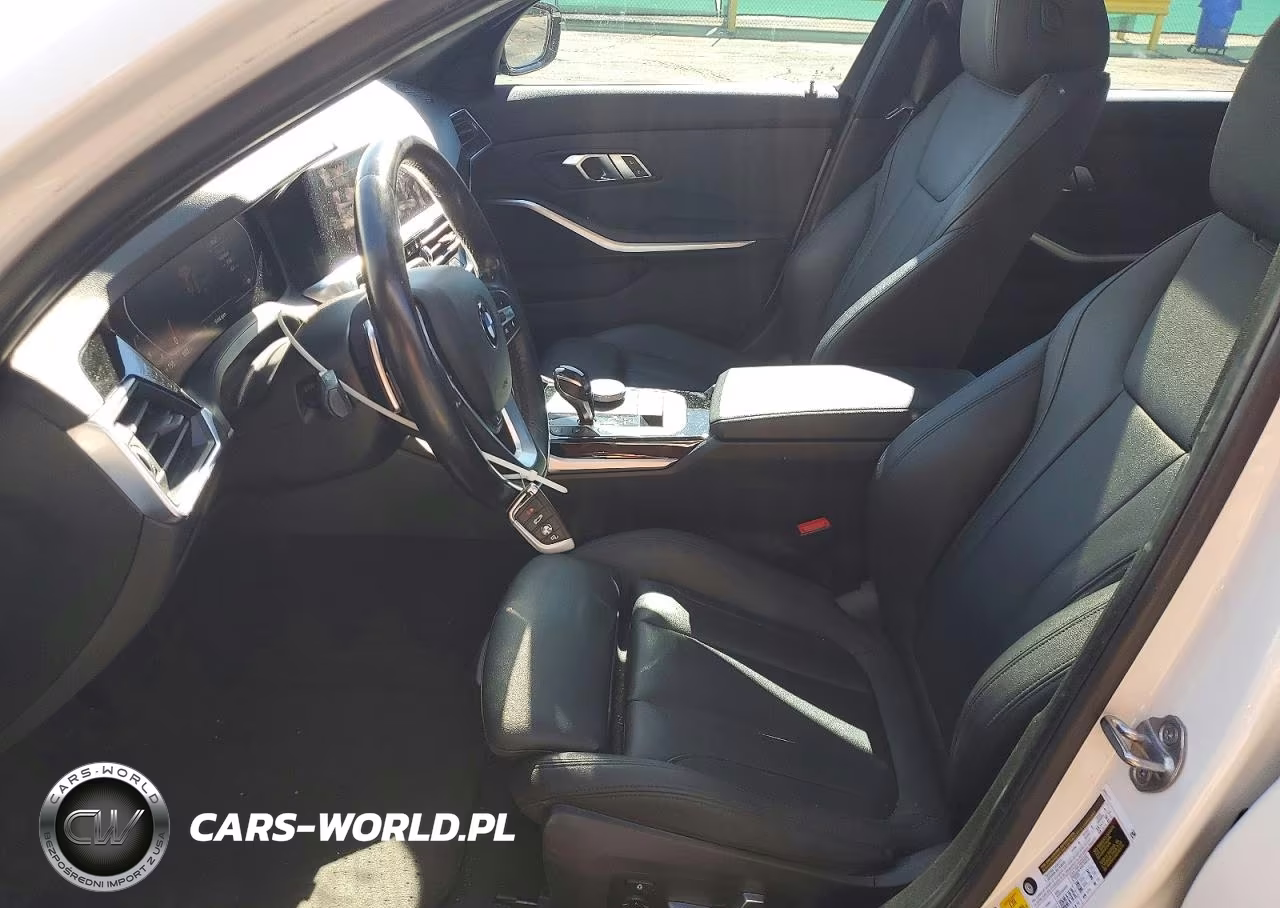 2019 BMW 330Xi VIN:WBA5R7C50KAJ81476 - 7