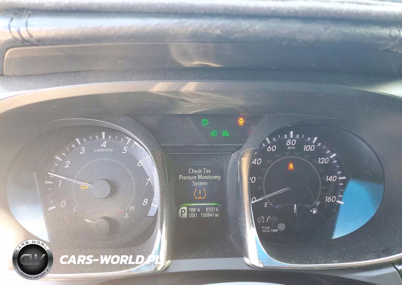 2013 Toyota Avalon Limited VIN:4T1BK1EB7DU050018 - 9