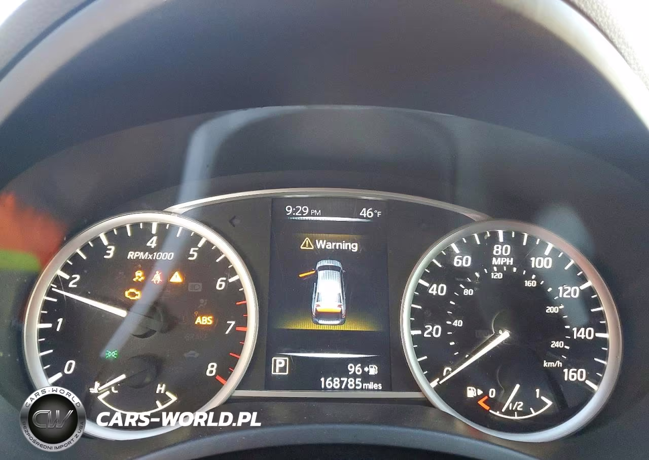 2016 Nissan Sentra S VIN:3N1AB7AP1GY303536 - 9