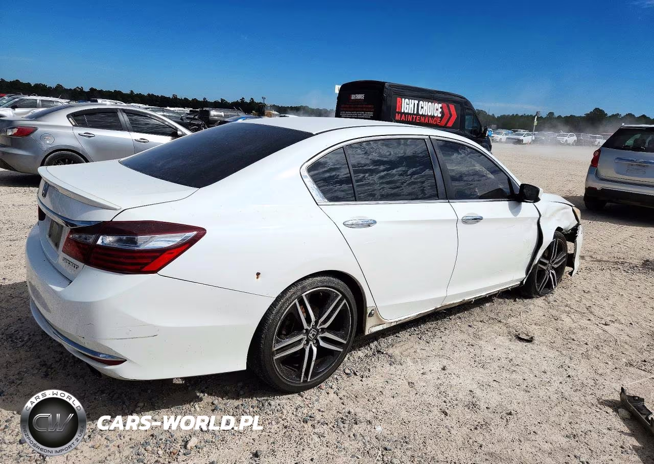 2017 Honda Accord Sport VIN:1HGCR2F59HA162864 - 3