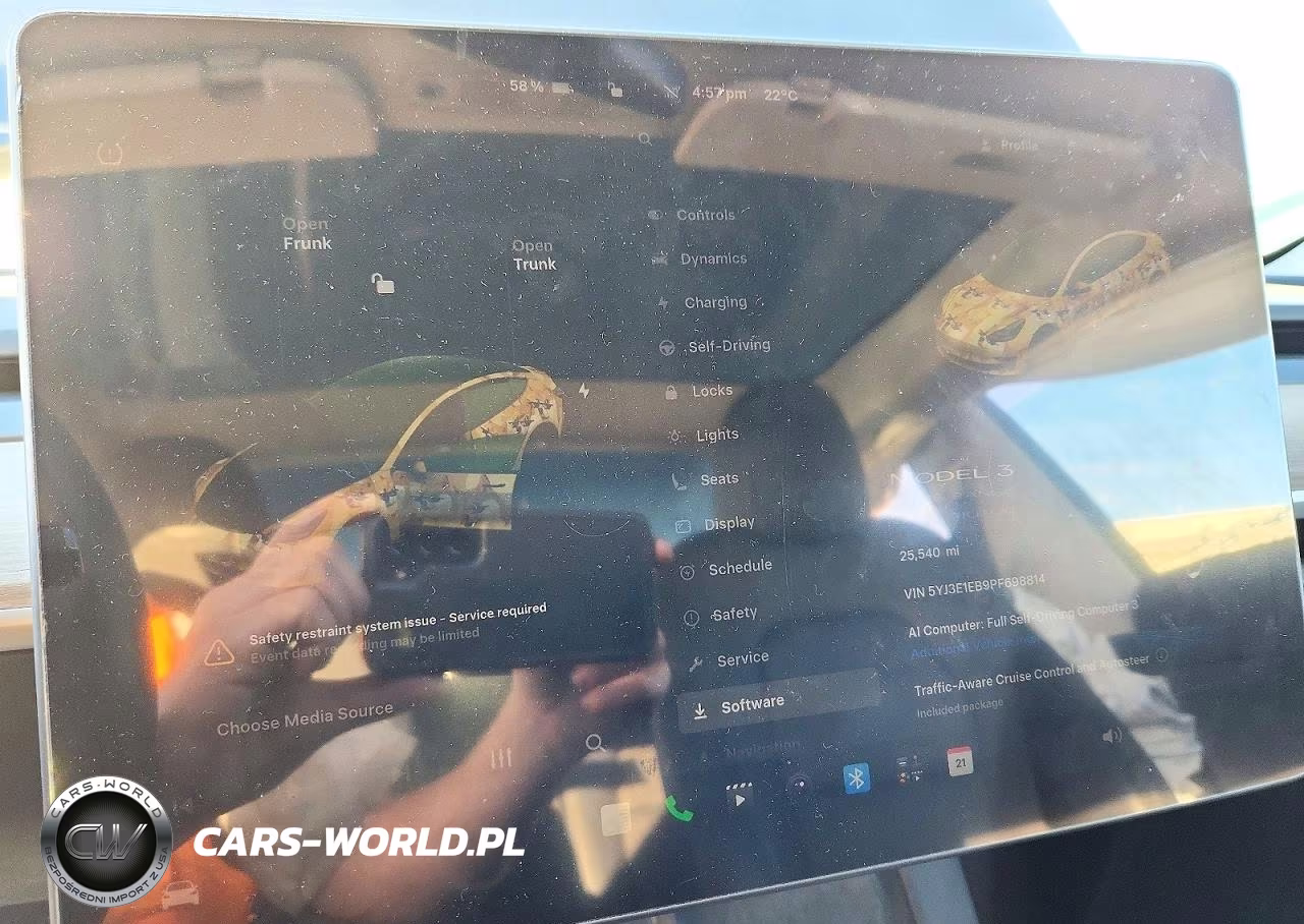 2023 Tesla Model 3 VIN:5YJ3E1EB9PF698814 - 9