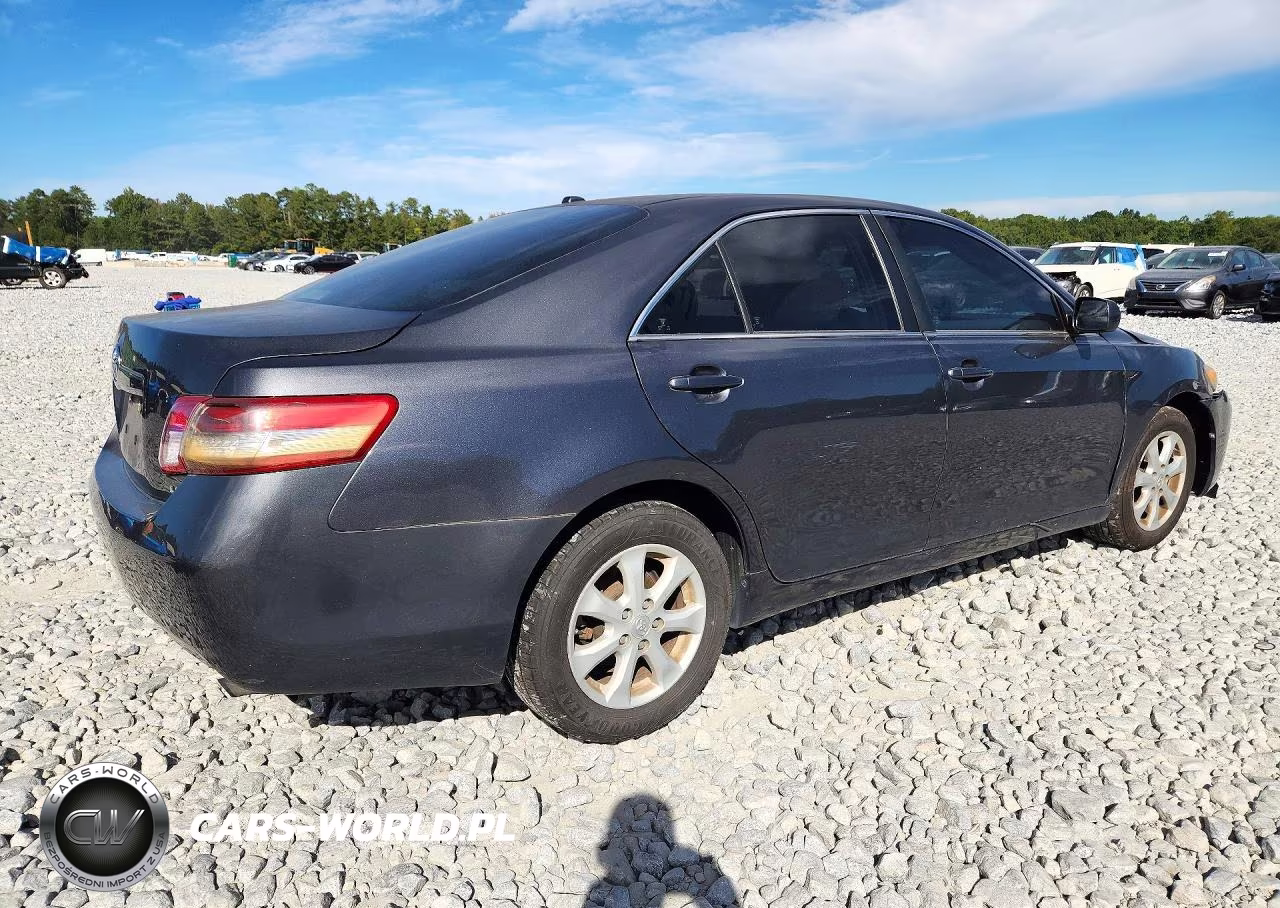 2011 Toyota Camry Le VIN:4T1BF3EK5BU119219 - 3