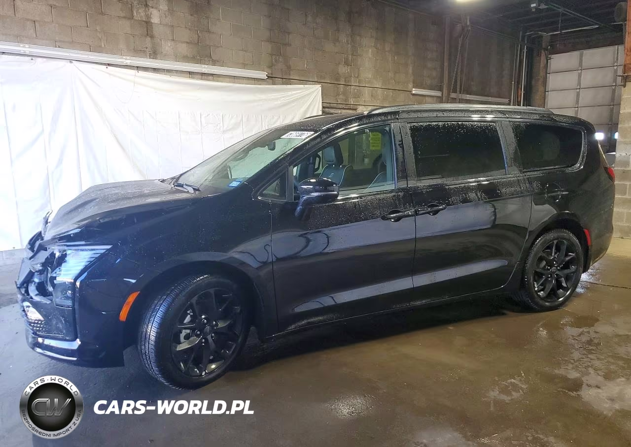 2027 Chrysler Pacifica Limited – zdjęcie 1 z 13