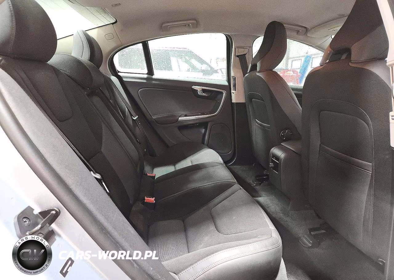 2013 Volvo S60 T5 VIN:YV1612FS4D2179837 - 10