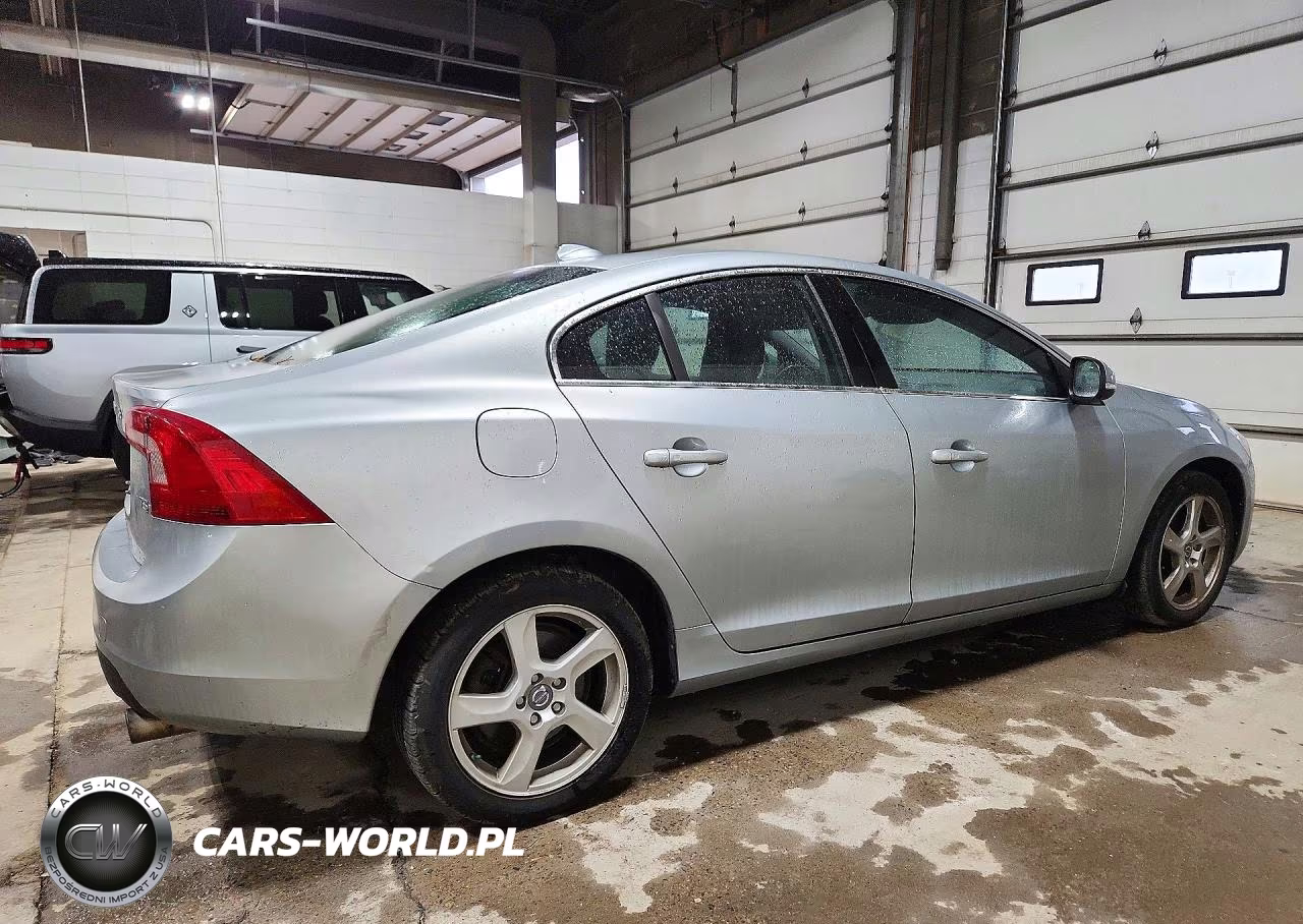 2013 Volvo S60 T5 VIN:YV1612FS4D2179837 - 3