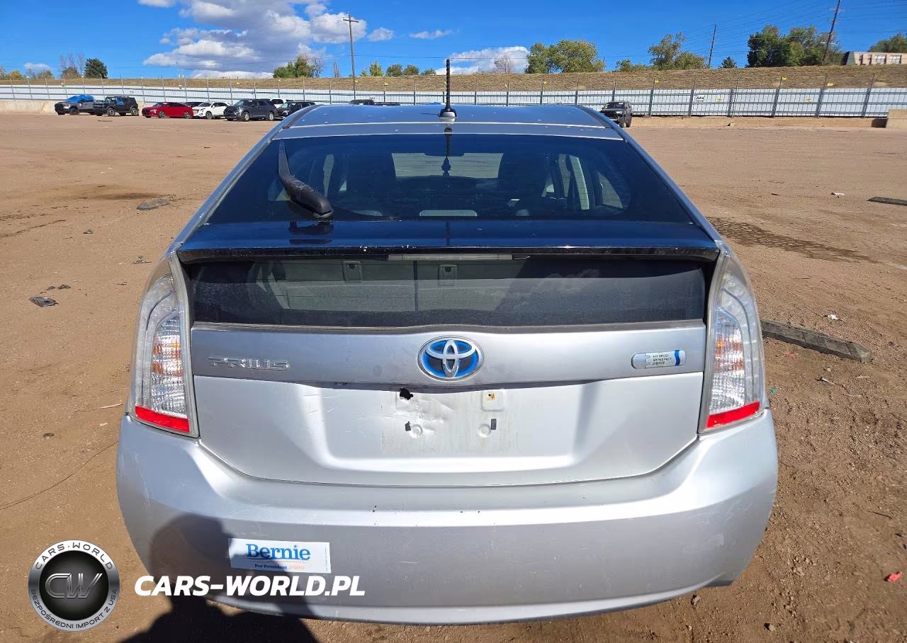 2012 Toyota Prius Plug-In VIN:JTDKN3DP8C3014637 - 6