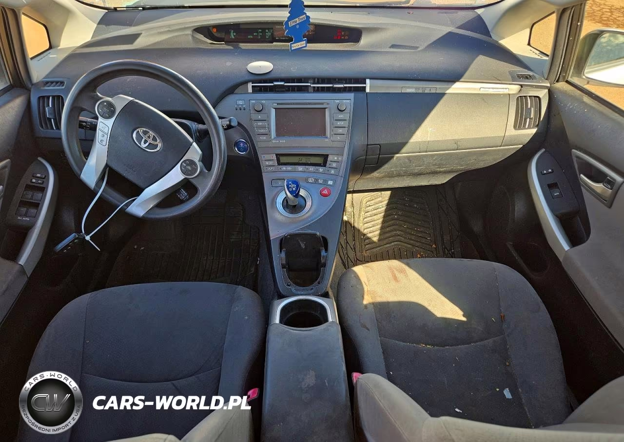 2012 Toyota Prius Plug-In VIN:JTDKN3DP8C3014637 - 8