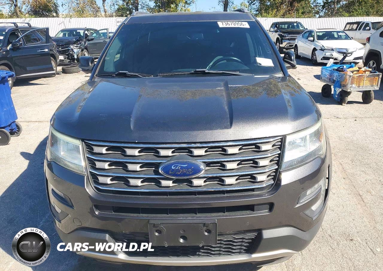 2016 Ford Explorer Xlt VIN:1FM5K8DH2GGC54613 - 5