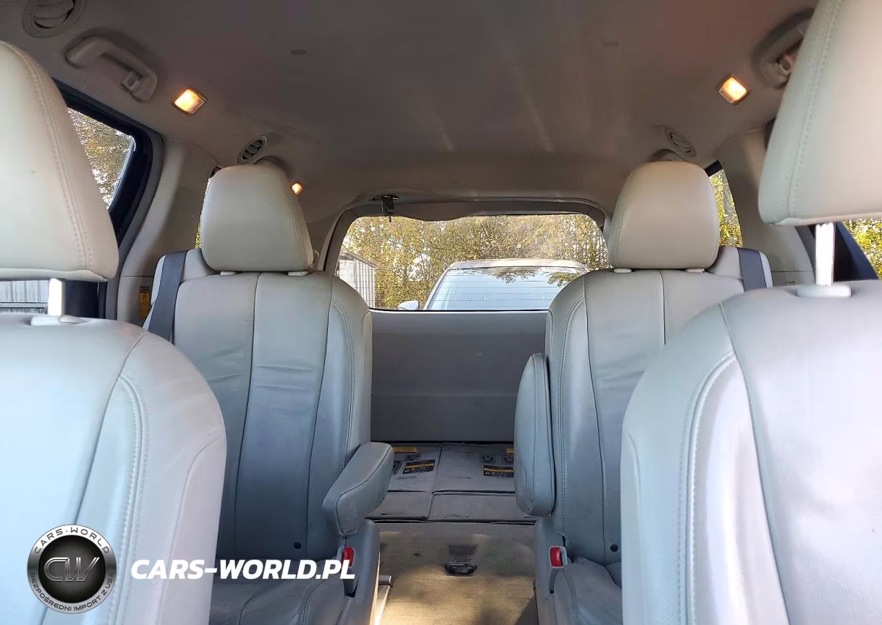 2012 Toyota Sienna Xle 7-Passenger VIN:5TDDK3DC8CS049031 - 10