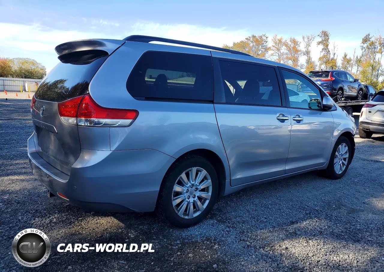 2012 Toyota Sienna Xle 7-Passenger VIN:5TDDK3DC8CS049031 - 3