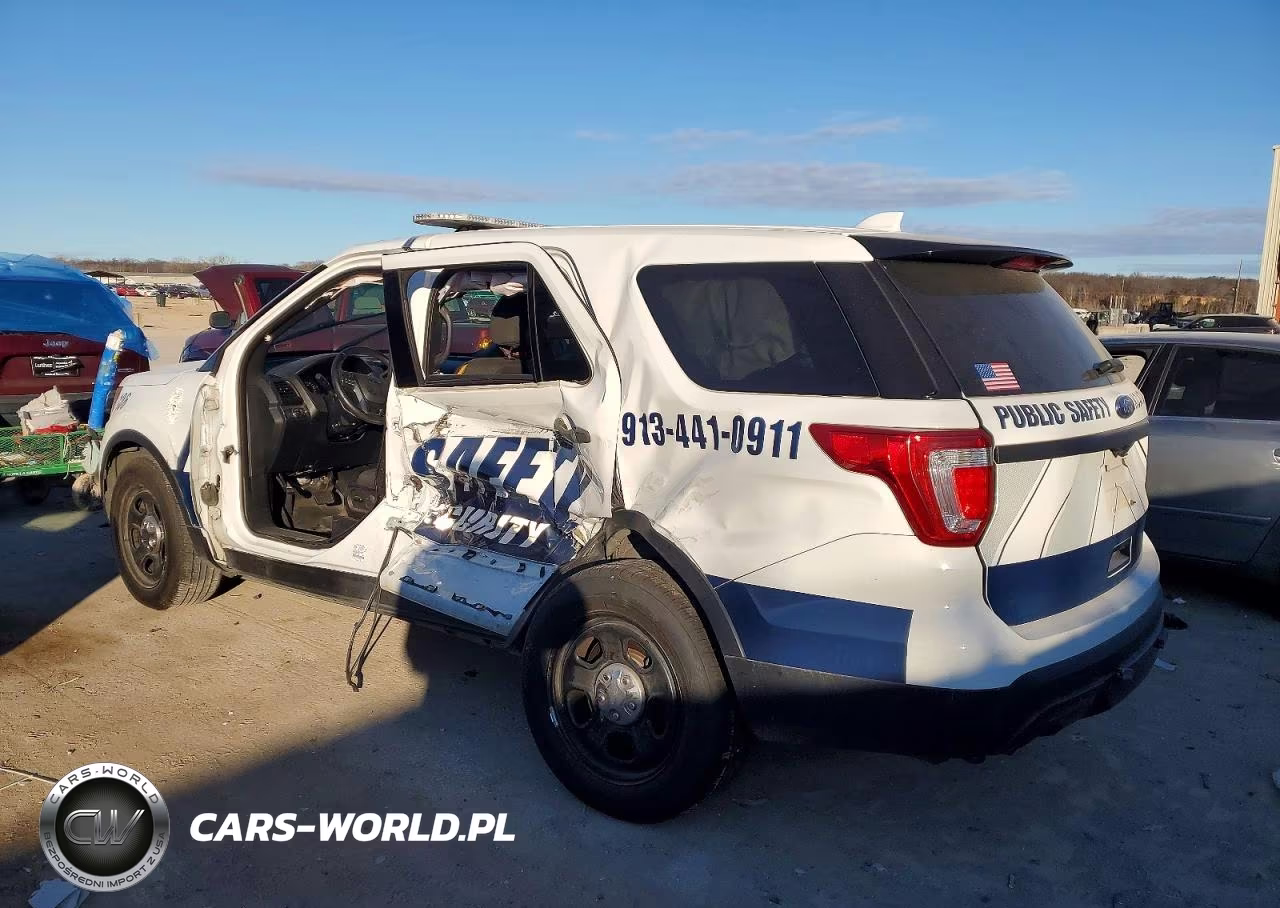 2017 Ford Explorer Police Interceptor VIN:1FM5K8AR7HGA04704 - 2
