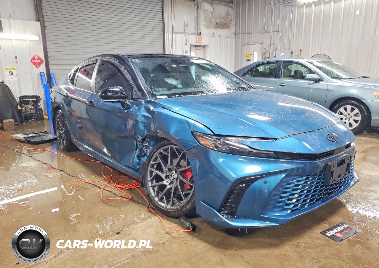 2025 Toyota Camry Xse VIN:4T1DBADK3SU017198 - 4