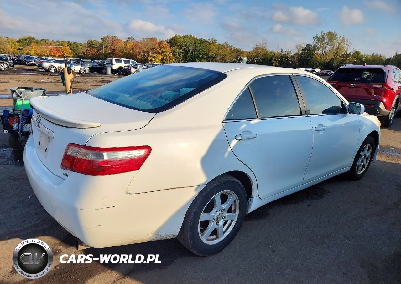 2008 Toyota Camry Le VIN:4T1BE46K98U758705 - 3