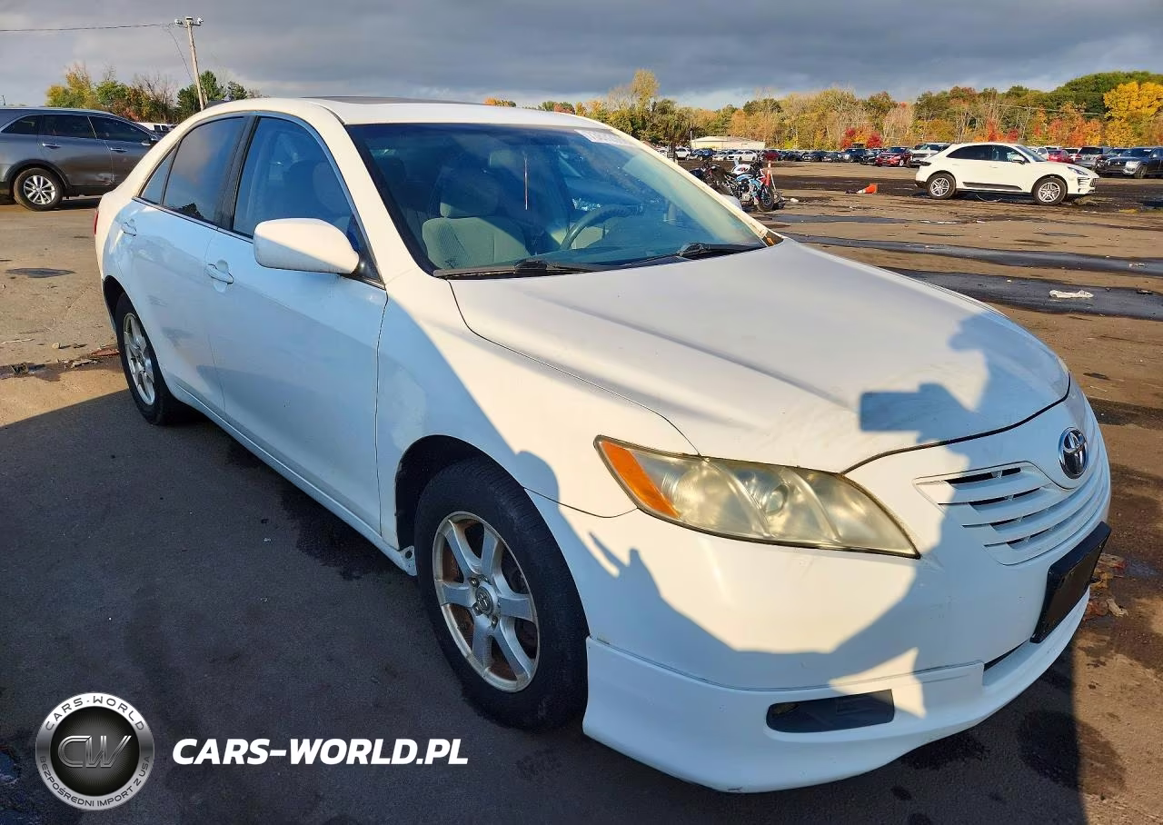 2008 Toyota Camry Le VIN:4T1BE46K98U758705 - 4