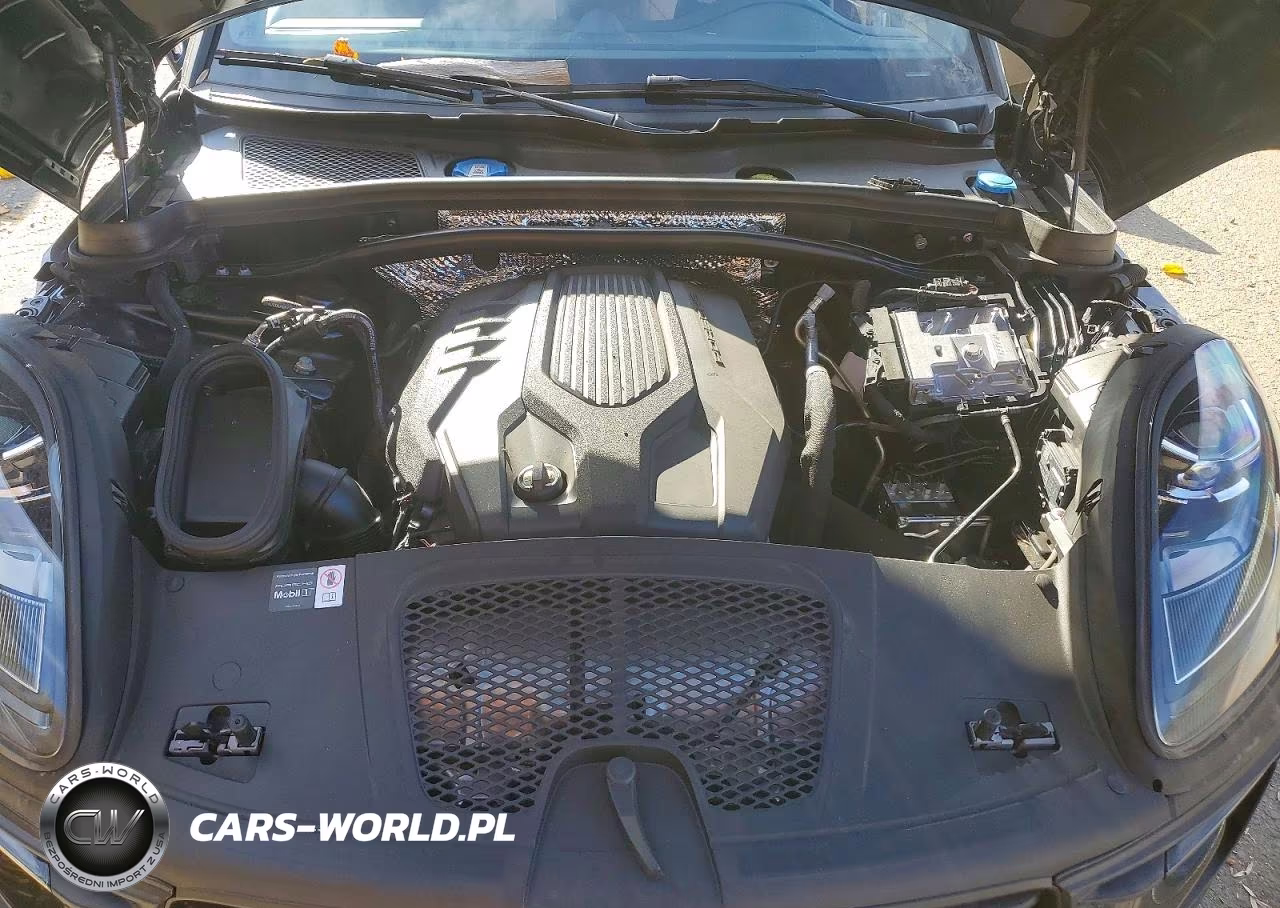2026 Porsche Macan T VIN:WP1AA2A59TLB10005 - 12