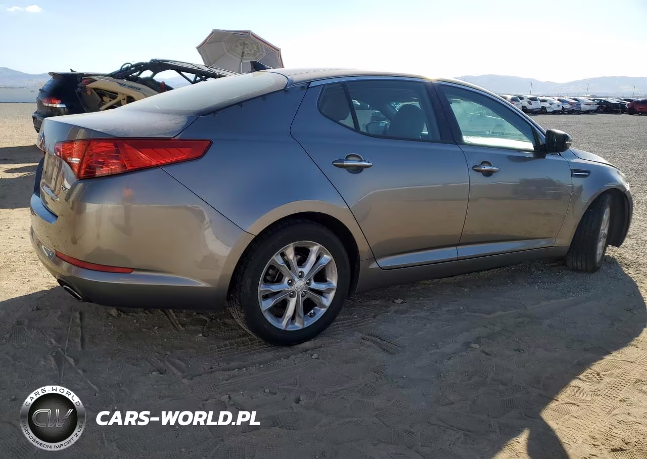 2012 Kia Optima Ex VIN:5XXGN4A72CG061629 - 3