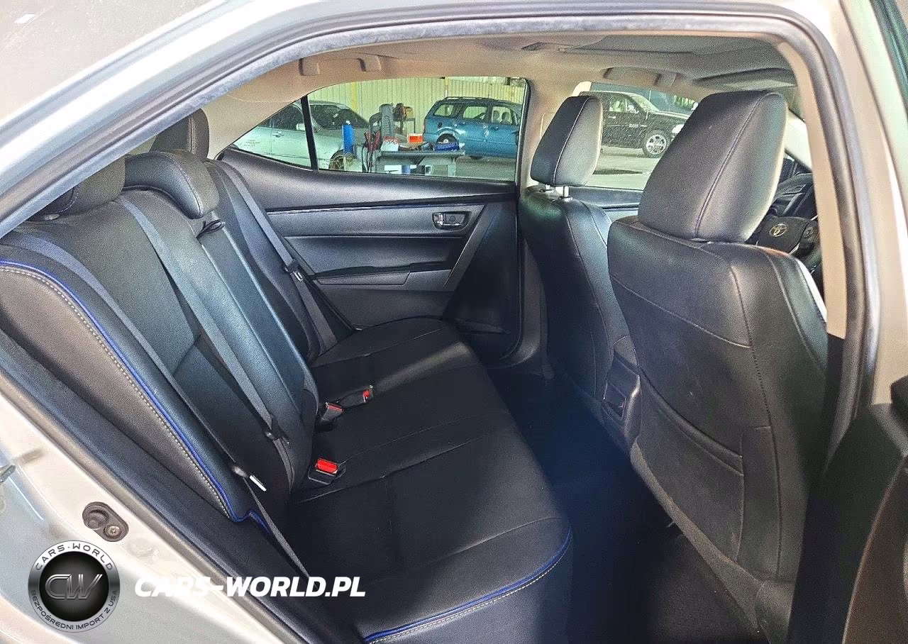 2018 Toyota Corolla Xse VIN:2T1BURHE0JC032455 - 10