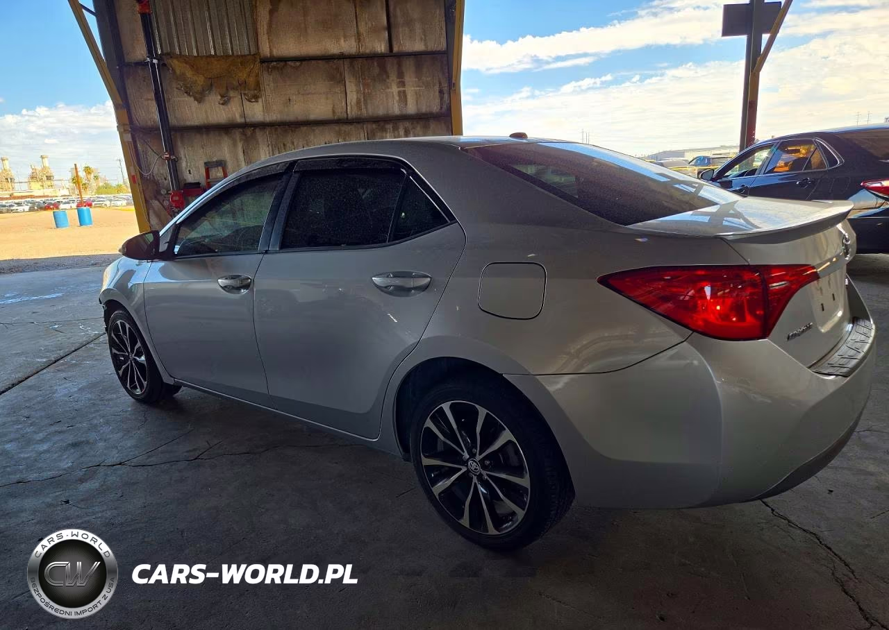 2018 Toyota Corolla Xse VIN:2T1BURHE0JC032455 - 2