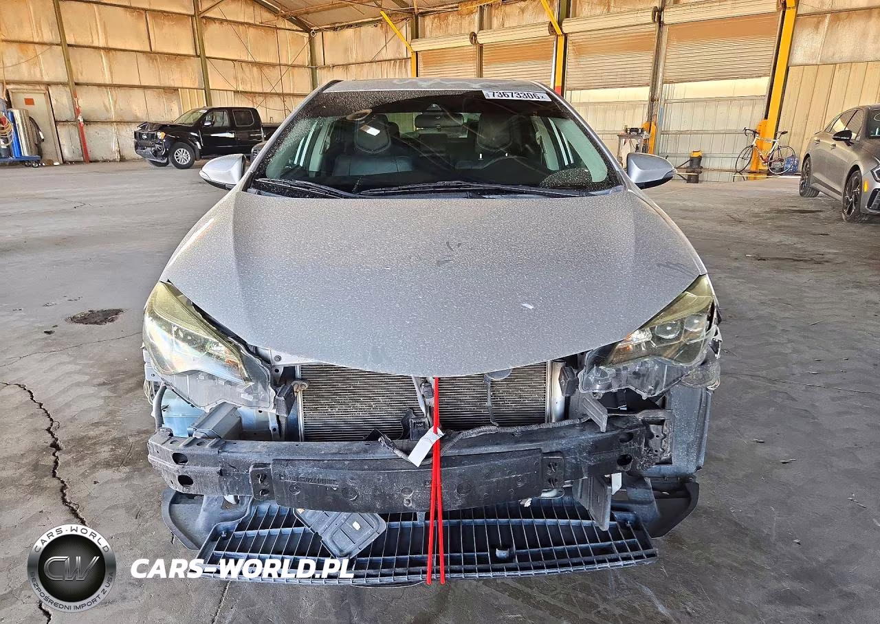 2018 Toyota Corolla Xse VIN:2T1BURHE0JC032455 - 5