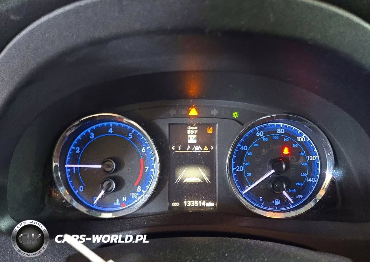 2018 Toyota Corolla Xse VIN:2T1BURHE0JC032455 - 9