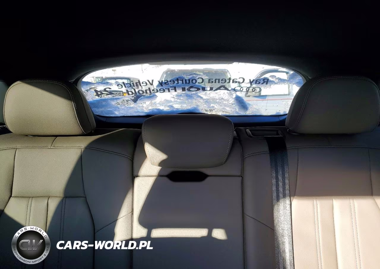 2025 Audi Q5 Premium VIN:WA11AAGU1S2060466 - 10